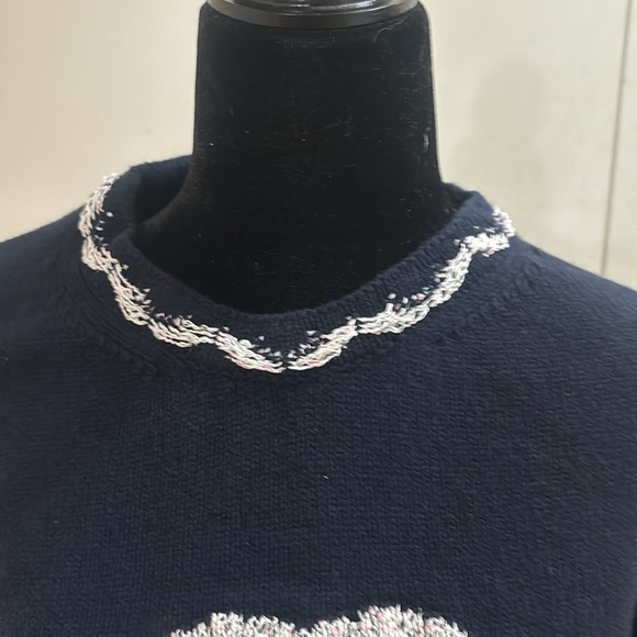 4️⃣5️⃣0️⃣0️⃣ brand new Authentic Chanel cashmere sweater - Picture 3 of 12